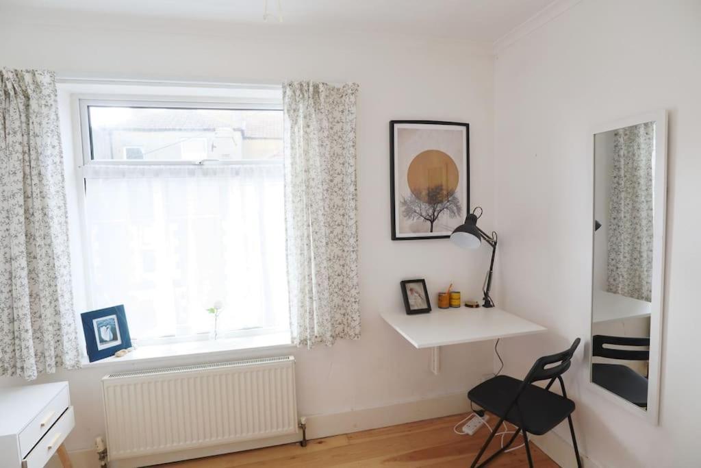 Cute Cottage 4 Mins From Cafes Station And Sea St Leonards-on-Sea Eksteriør billede