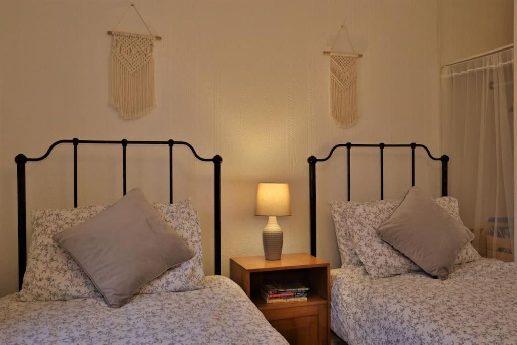 Cute Cottage 4 Mins From Cafes Station And Sea St Leonards-on-Sea Eksteriør billede
